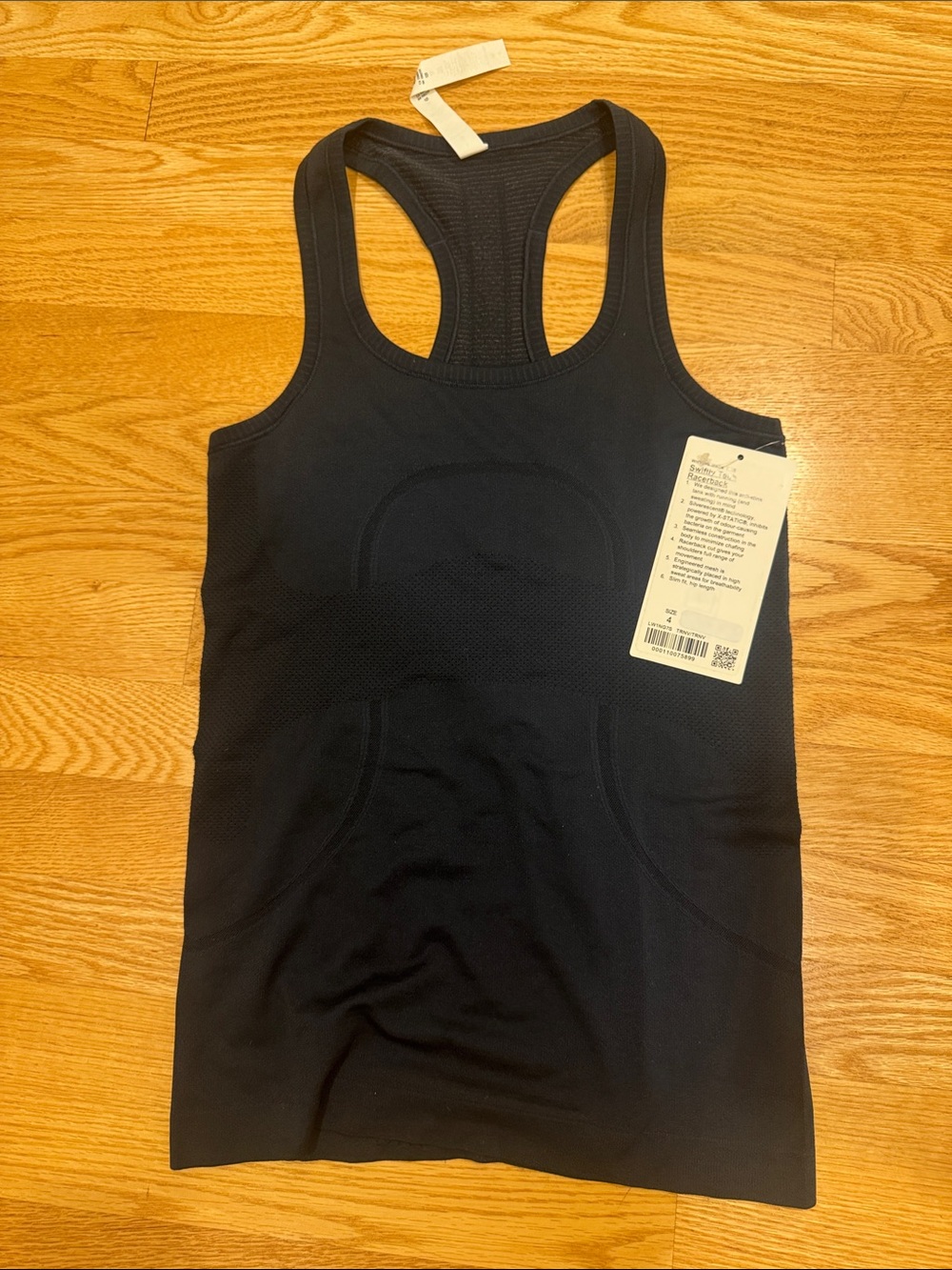 Lululemon navy swiftly racerback NWT